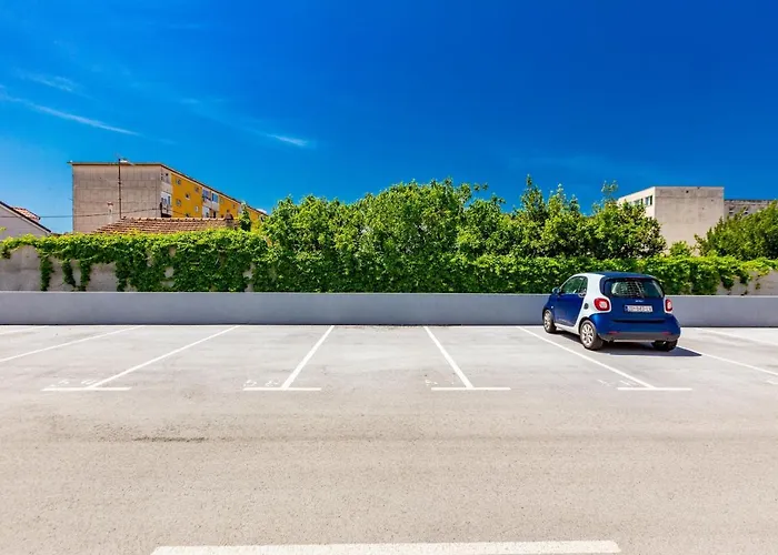 Tiffy Studio W Private Parking